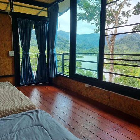 Baanhatsompaen Homestay Ranong Kültér fotó