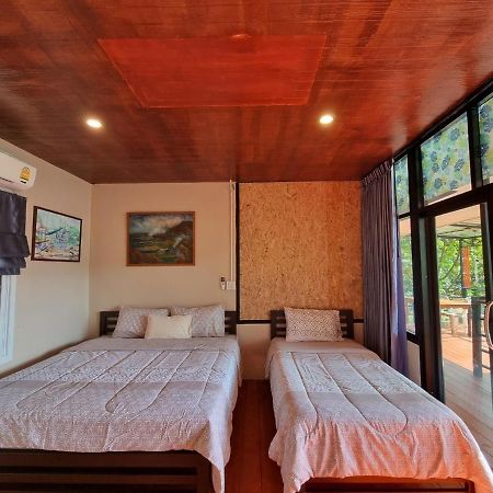 Baanhatsompaen Homestay Ranong Kültér fotó