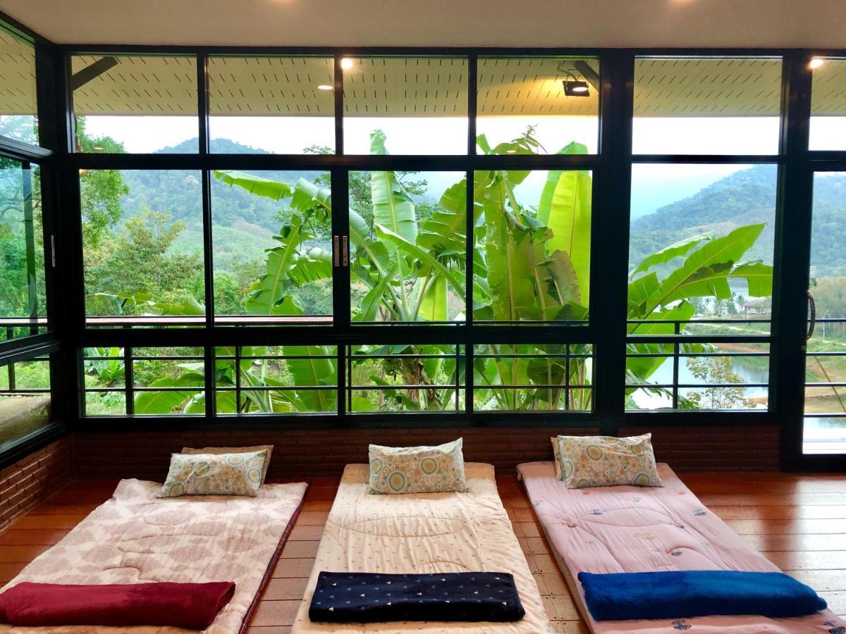 Baanhatsompaen Homestay Ranong Kültér fotó