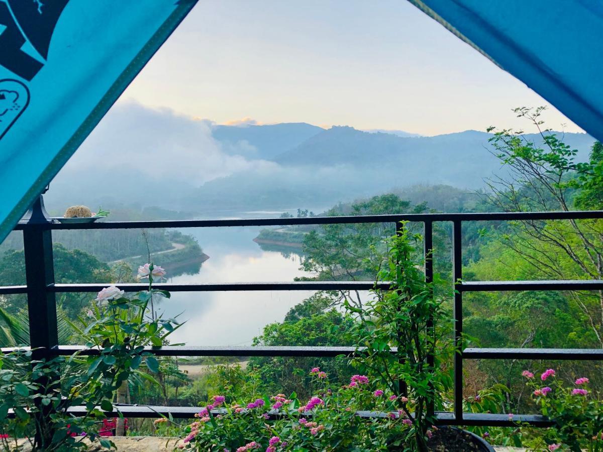 Baanhatsompaen Homestay Ranong Kültér fotó