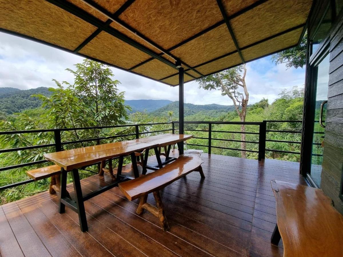 Baanhatsompaen Homestay Ranong Kültér fotó